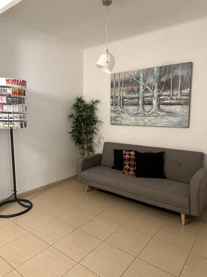 Youth Hostel - Central And Basic Drassanes Barcelona