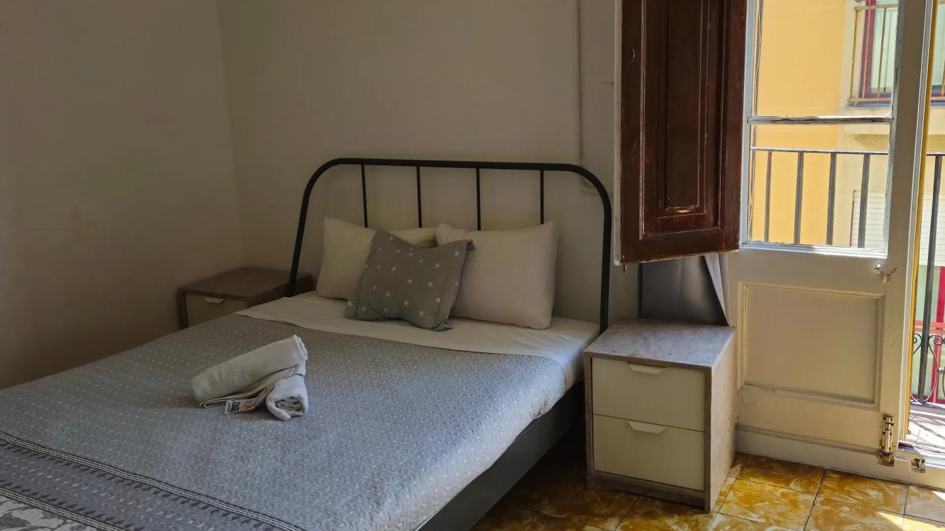 בית הארחה ברצלונה Youth Hostel - Central And Basic Drassanes