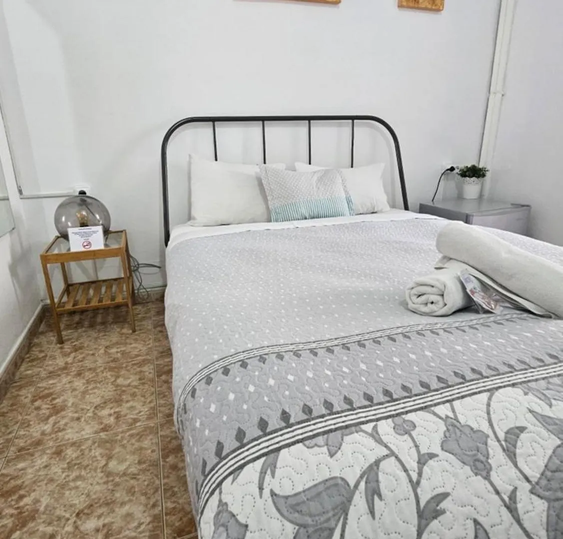 ** בית הארחה ברצלונה Youth Hostel - Central And Basic Drassanes ספרד