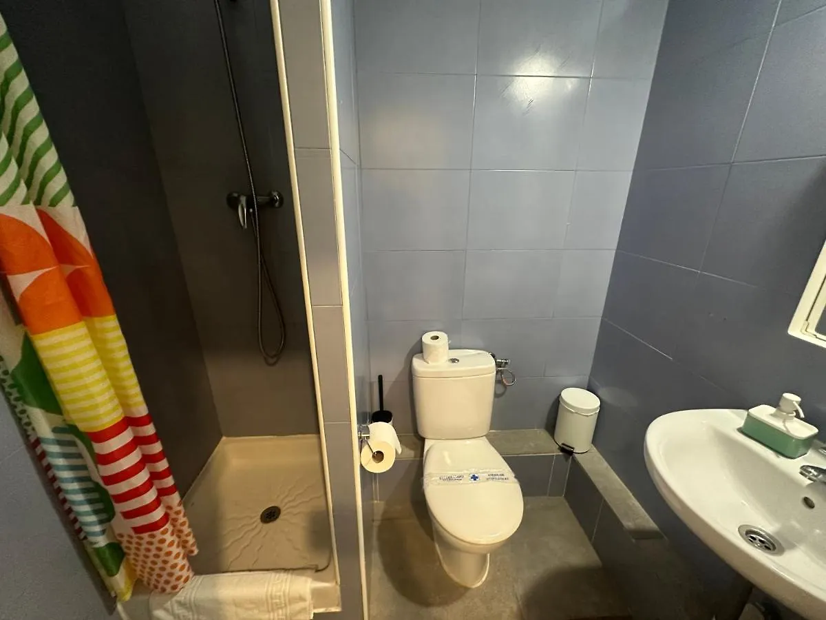 Youth Hostel - Central And Basic Drassanes バルセロナ 2*,