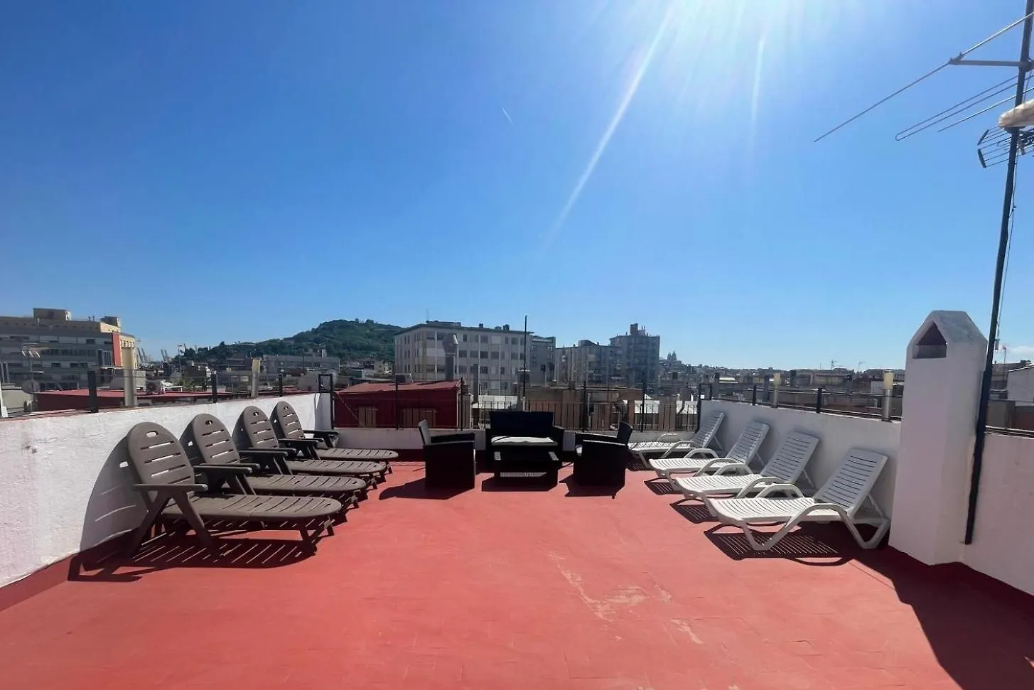 Youth Hostel - Central And Basic Drassanes Barcelona