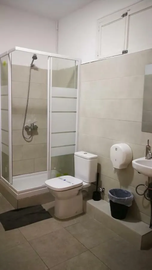 Youth Hostel - Central And Basic Drassanes Barcelona Guest house