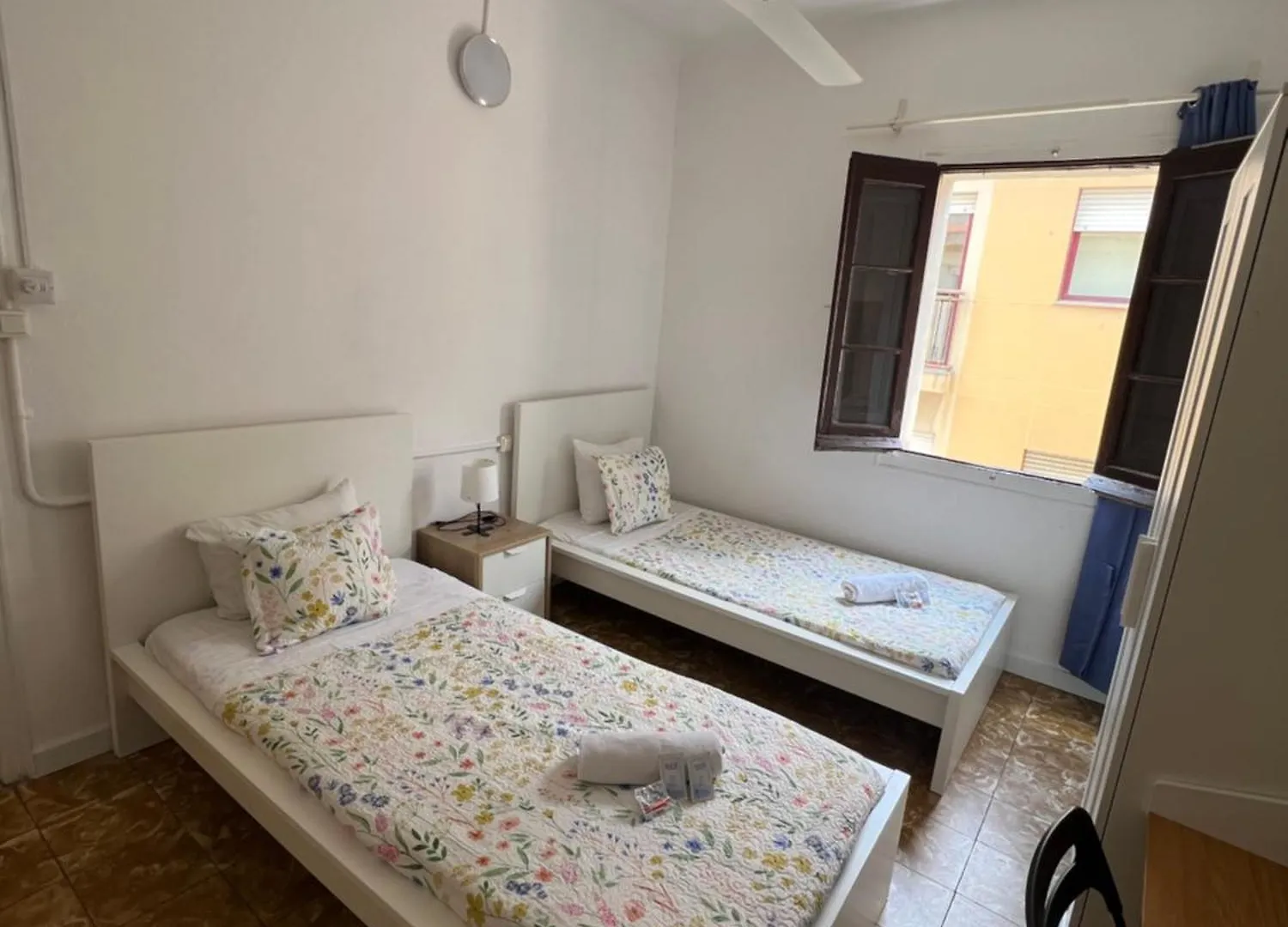 Youth Hostel - Central And Basic Drassanes Barcelona