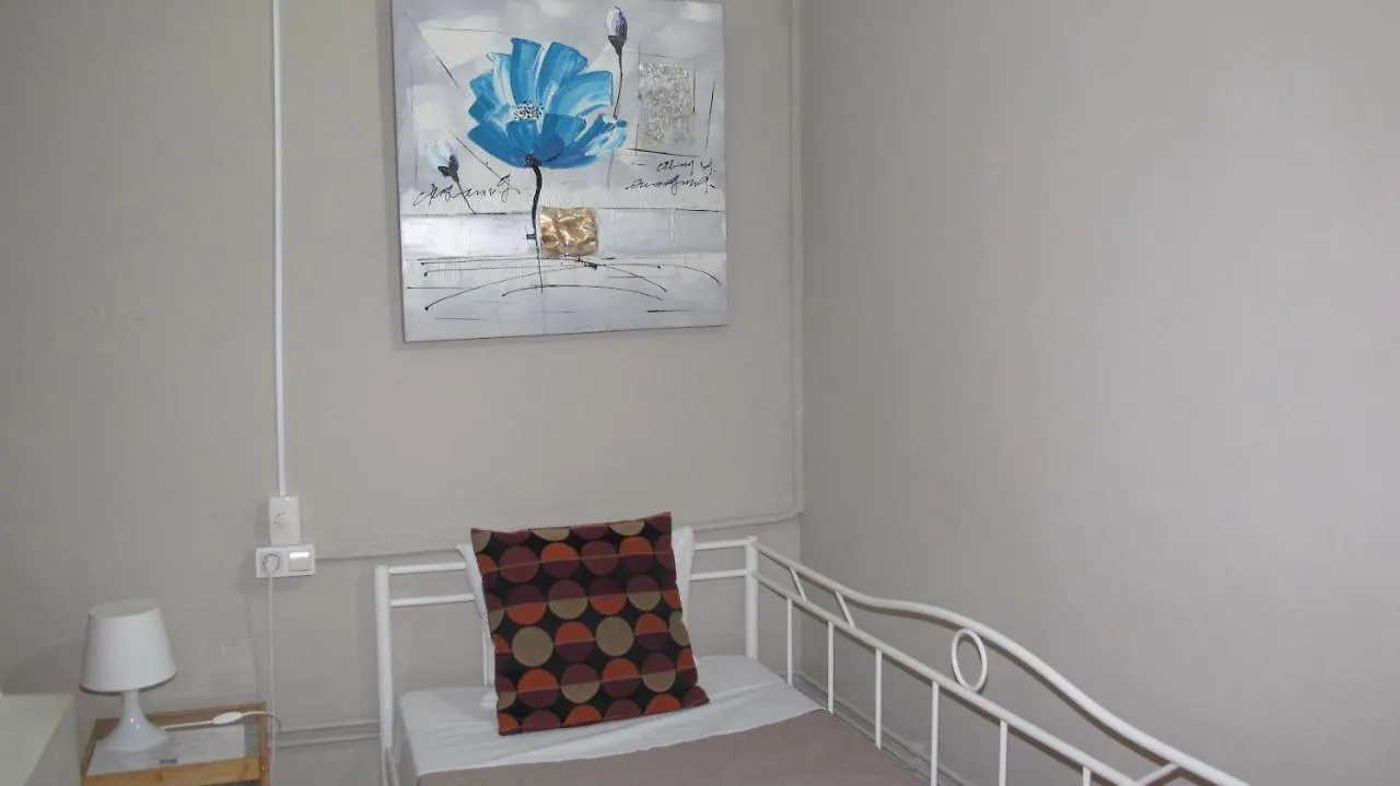 Youth Hostel - Central And Basic Drassanes Barcelona